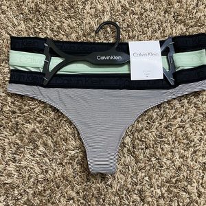 Calvin Klein Thongs